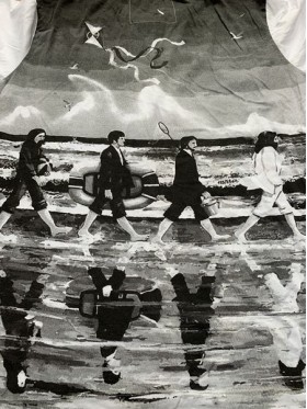 The Beatles - Abbey  Rd - Beach - Mirror - T-Shirt  - White  - 100% cotton - M L XL